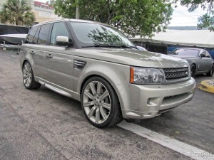 2011 Land Rover Range Rover Sport HSE Luxury Loaded