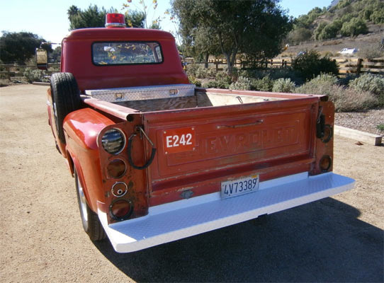 1955-Chevrolet-3200-122