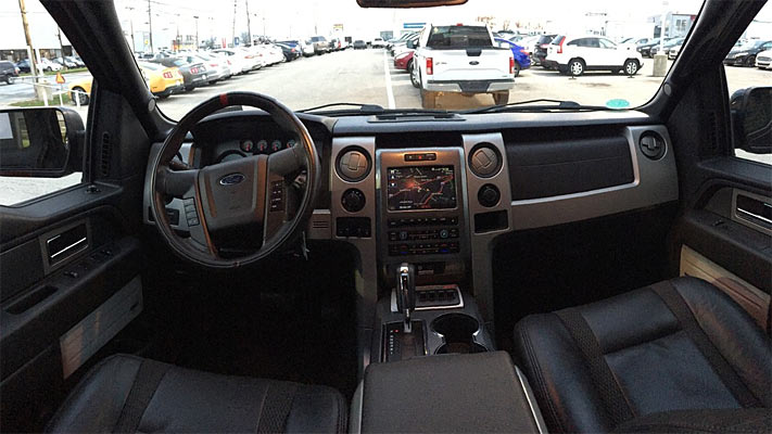 2010-Ford-F-150-657676