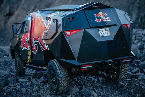 Red-Bull-Show-F-22-Land-Rover-1456