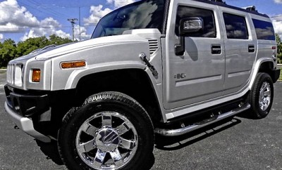 2009-Hummer-H2-Silver-Ice-11